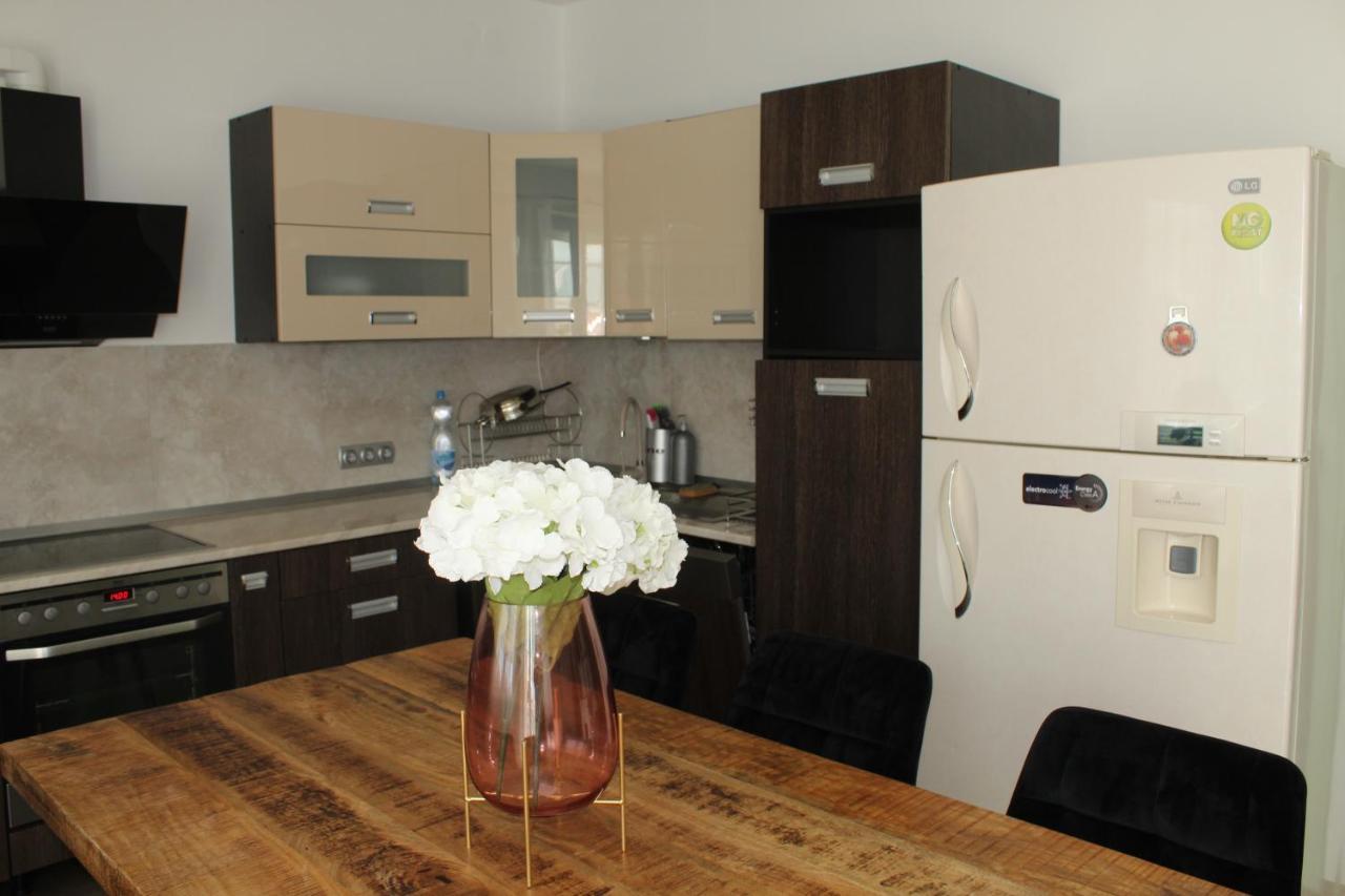 Sunny House Apartman Szeged Exterior photo