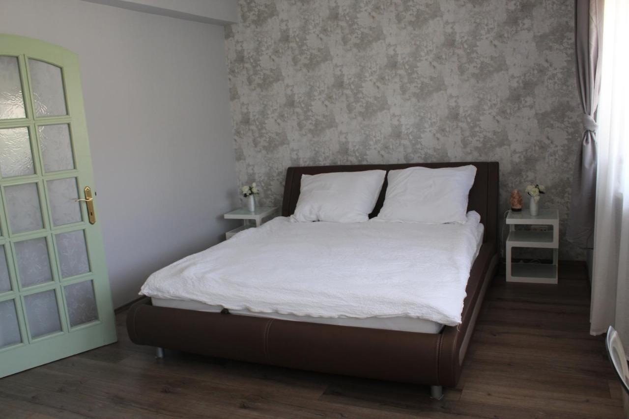 Sunny House Apartman Szeged Exterior photo
